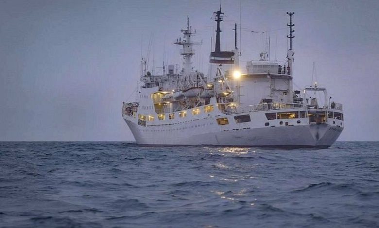 Televziyonların ortak araştırması ve haberi, Amiral Vladimirsky adlı bir Rus gemisine odaklanıyor. Resmi olarak bu bir okyanus keşif veya su altı araştırma gemisi. Ancak haberde aslında bir Rus casus gemisi olduğu iddia ediliyor.